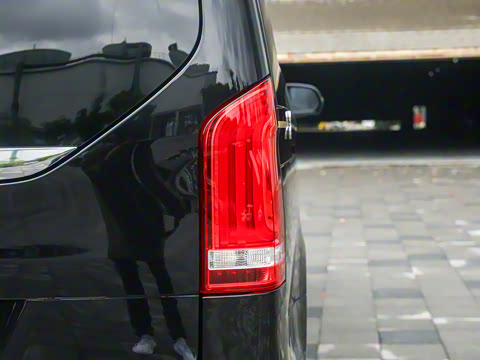 2024�� V 260 L �۷��