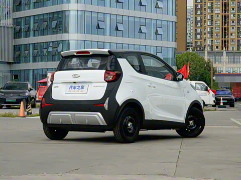 2025�� 251km ϲ���� 25.05kWh