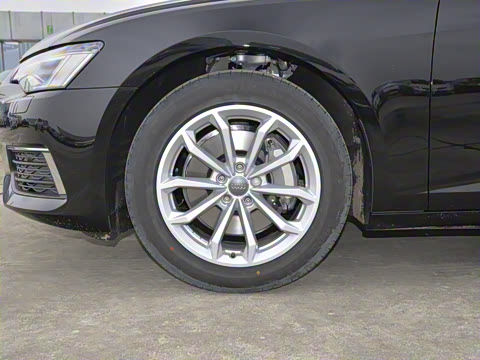 2021�� 40 TFSI ����������