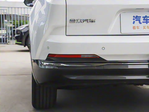 2023�� ��߸U-�� 400 U��� ��Ԫ�