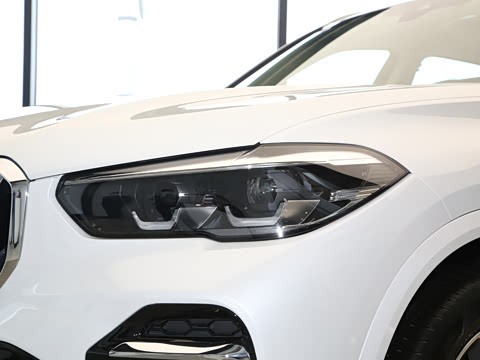 2022�� �Ŀ� xDrive 30Li M�˶���װ