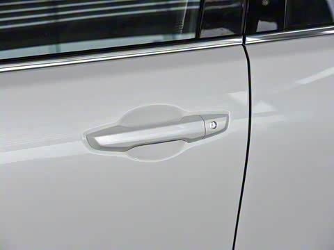 2019�� 240TURBO ������Ӣ��