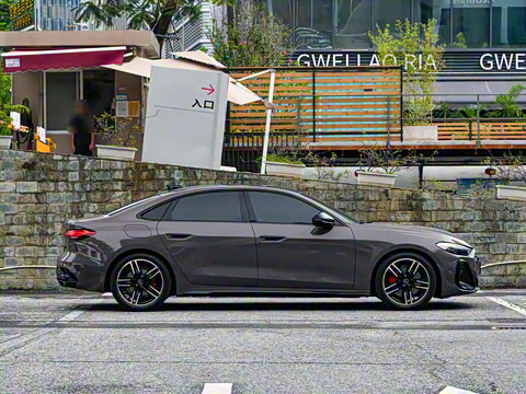 2026�� 2.0T �˶��� Plus