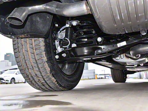 2021�� ;��X 530 V6 ������������