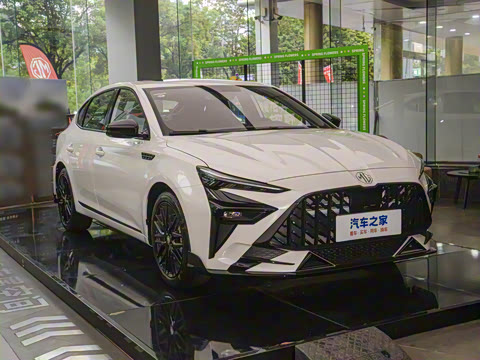 2025�� 1.5T XLINE �����