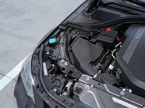 2025�� M240i xDrive