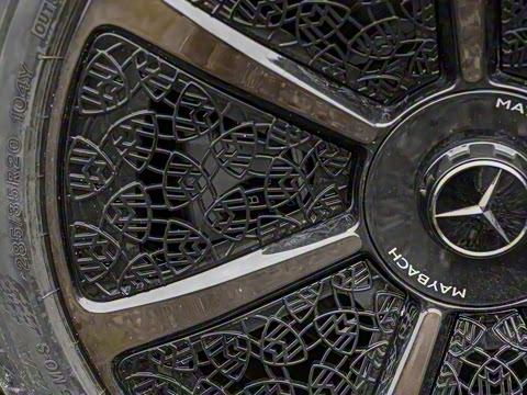 2025�� �Ŀ� S 680 4MATIC ��ҹ��