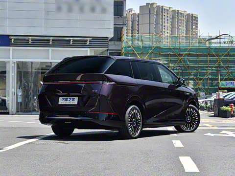 2025�� 740�������� Max