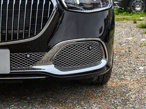 2025�� �Ŀ� S 680 4MATIC