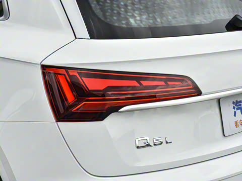 2025�� 45�����ذ� 40 TFSI ʱ�ж�����