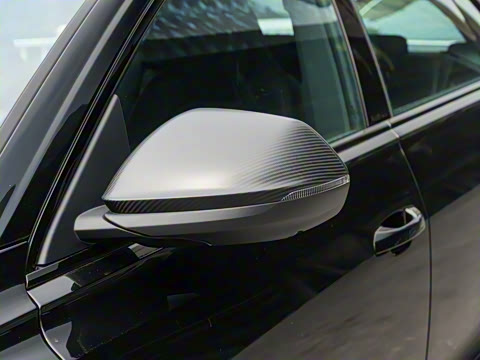 2025�� RS Q8 4.0T performance