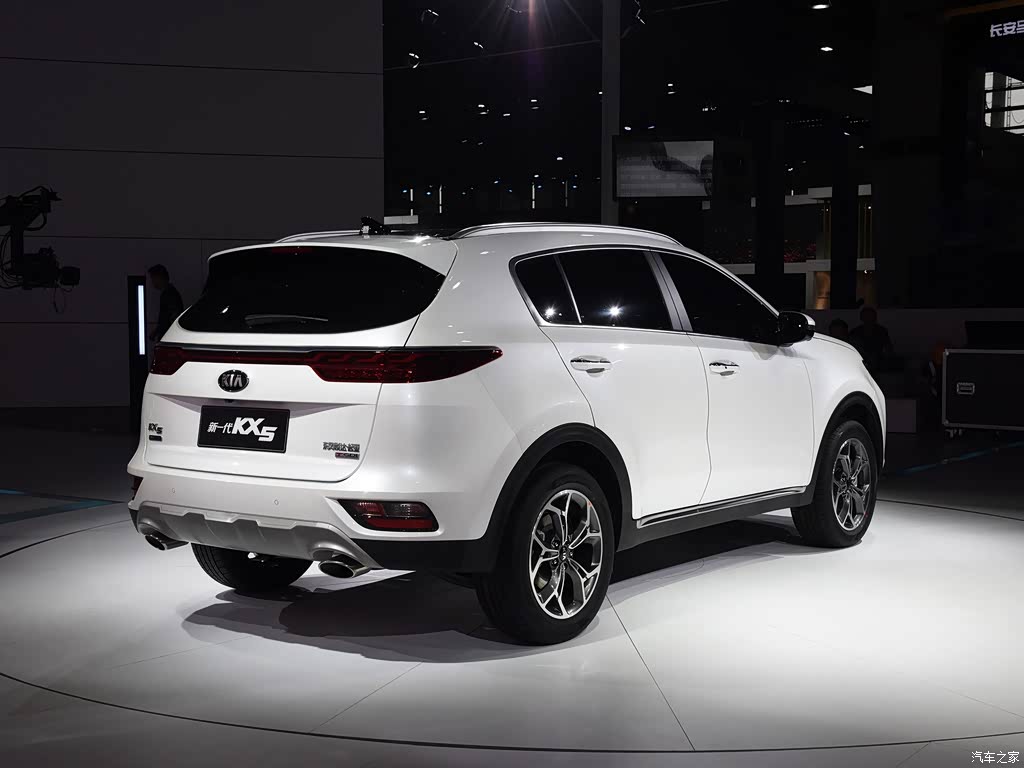 6t 自动四驱豪华版 4566331图片_起亚_汽车图库_汽车之家