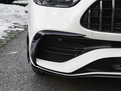 2024�� AMG C 43 4MATIC