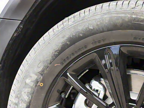 2025�� 2.0T 4WD Ultra