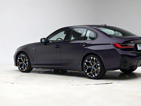 2025�� 330i 50����������