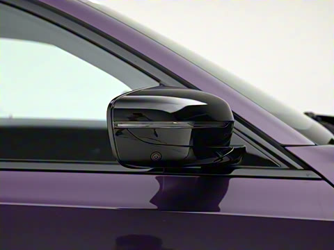 2025�� 330i 50����������