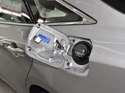 2023�� 2.0L XLE������