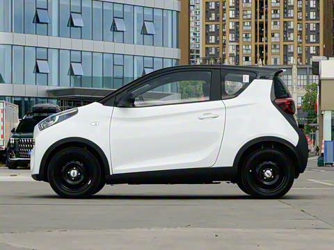 2025�� 251km ϲ���� 25.05kWh