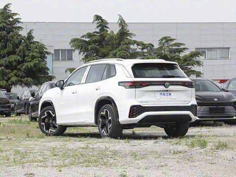 2025�� ̽��L 330TSI ������ӢCity��