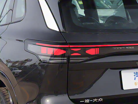 2025�� ̽��L 380TSI ��������