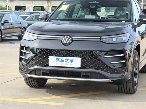 2025�� ̽��L 380TSI ��������