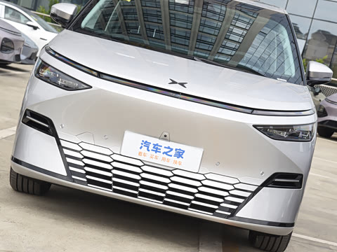 2025�� 702���������� Max