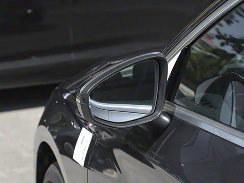 2023�� �Ŀ� Sportback 35 TFSI ʱ���˶���