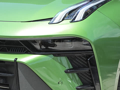 2025�� 03+ 2.0TD �Զ����ܽ��װ�