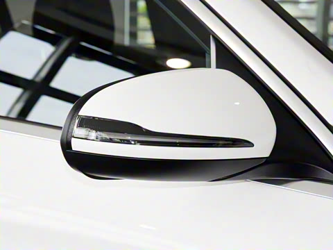 2022�� GLC 260 L 4MATIC ������