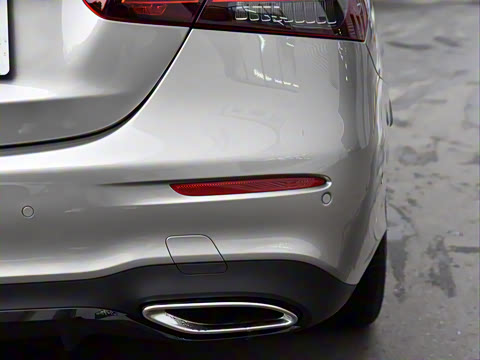 2021�� �Ŀ� E 300 �˶���