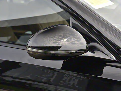 2025�� �Ŀ� E 300 ʱ�����˶���