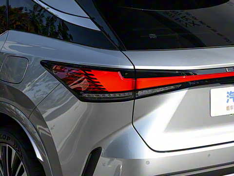 2023�� 450h+ ����������