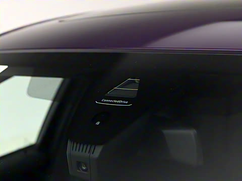 2025�� 330i 50����������