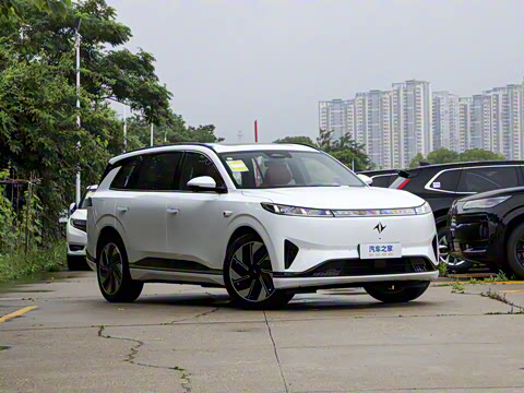 2025�� 210Ultra�Ǽݰ� 6��