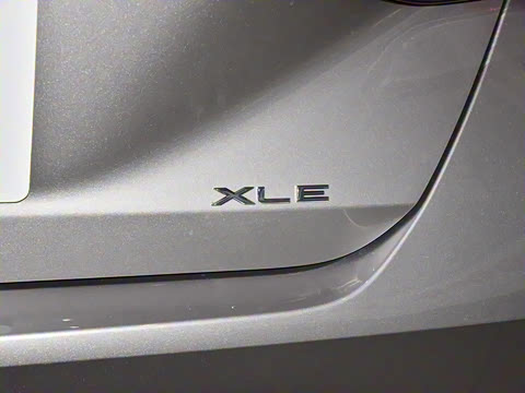 2023�� 2.0L XLE������