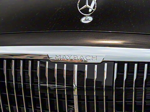 2025�� �Ŀ� S 680 4MATIC