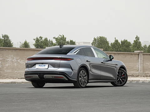 2025�� EV 701KM�����״�������