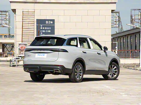 2025�� 2.0T ��������� 5��