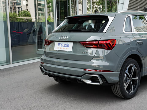 2025�� quattro 45�����ذ� 35TFSI ʱ�ж�����