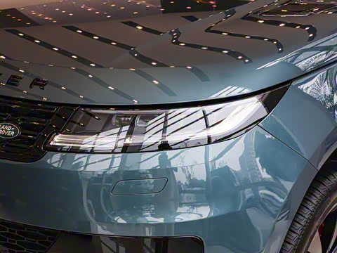 2025�� 400PS Dynamic HSE