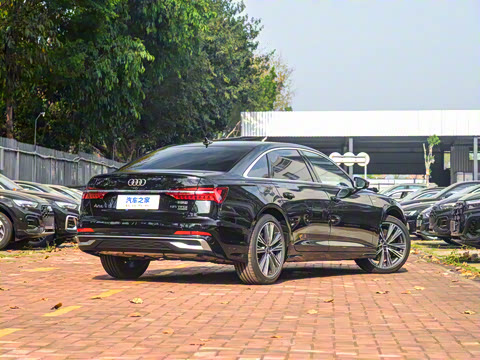 2025�� �Ŀ� 55 TFSI quattro ����������