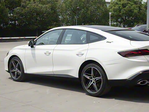 2025�� 2.0T Trophy+ �����Ǽݰ�