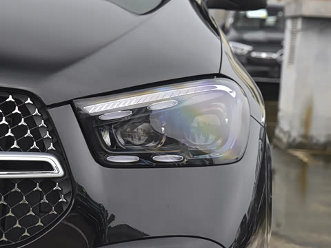 2025�� �Ŀ� GLE 450 4MATIC ������