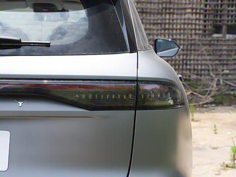 2025�� 2.0T ��������� 5��