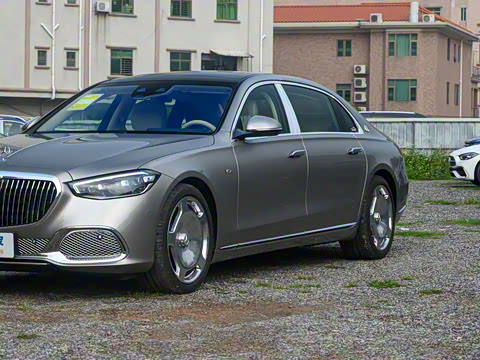 2025�� �Ŀ� S 680 4MATIC