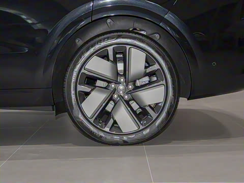 2025�� Max ���ܻ��°�