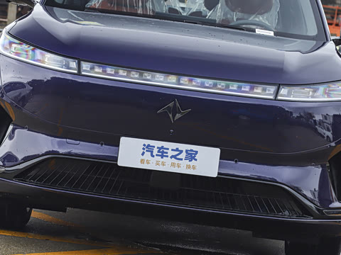 2025�� 210Ultra���Ȱ� 6��