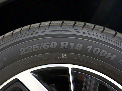 2020�� 520 U��