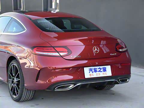 2019�� C 260 4MATIC ���ܳ�