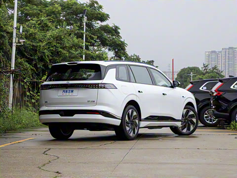 2025�� 210Ultra�Ǽݰ� 6��